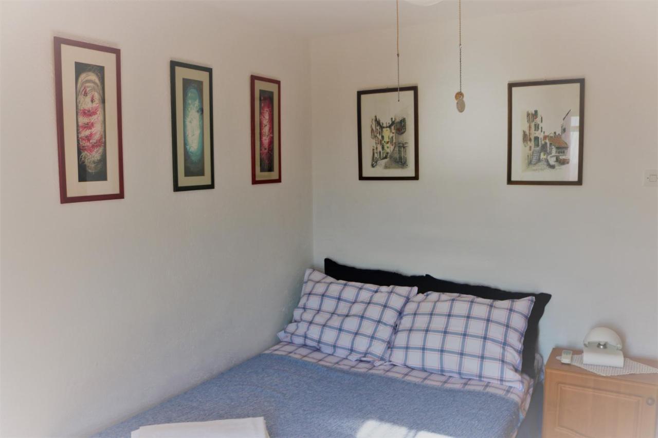 דירות יבלנץ Apartman Turkesici מראה חיצוני תמונה